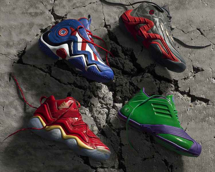 scarpe adidas avengers